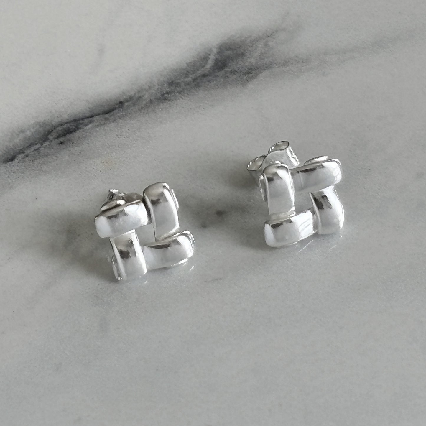 Lattice Square Stud Earrings